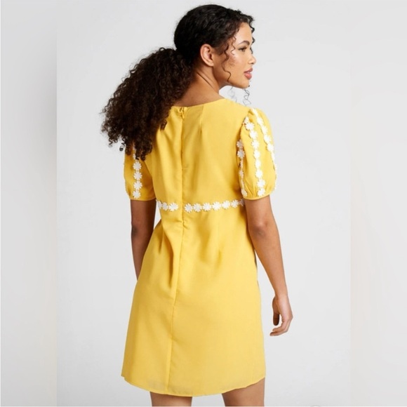 Modcloth How Sweet It Is Shift Dress Sunny Yellow Dress 70s Retro Mini 6/ Sm NWT - Picture 6 of 8